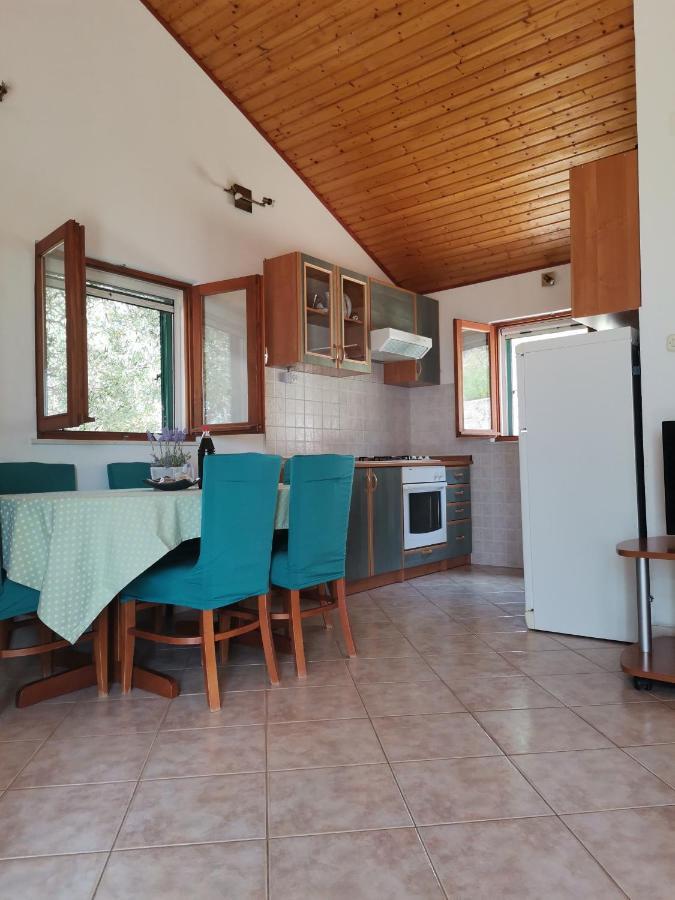 Holiday Home Vineyard House Бол Екстер'єр фото