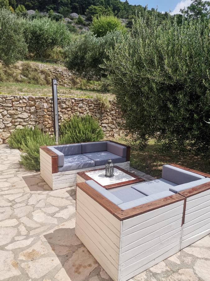 Holiday Home Vineyard House Бол Екстер'єр фото